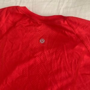 Lululemon Carnation Red Swiftly Tech Short Sleeve 2.0 *Normal Length Size 10